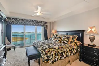 100 Olde Towne Yacht Club Drive 512, Beaufort, NC 28516 – photo 7: Primary bedroom suite