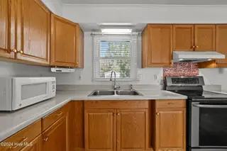 4552 Kay Circle, Grifton, NC 28530 – photo 10: 10-web-or-mls-COX_2419