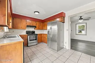 367 Second Street, Ayden, NC 28513 — 3-bedroom home, Ayden, NC, photo 16 of 41: 16-web-or-mls-BLS_0136