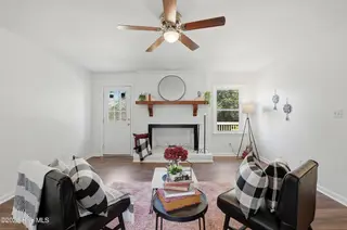 718 Hughes Road, Hampstead, NC 28443 – photo 9: 11_718_hughes_rd_011