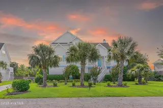 8320 Lakeview Drive, Wilmington, NC 28412 – photo 5: 8320LakeviewDrTW