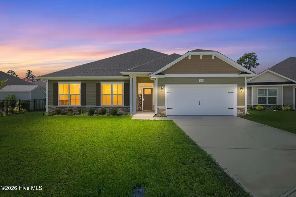 1001 Dynamic One Drive, New Bern, NC 28562 – photo 1 of 30: 1) 75373-6a7e07af02fa2