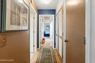 424 Foxcroft Circle, Jackson Springs, NC 27281 – photo 11: hallway