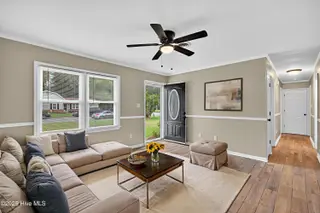 438 Kenwood Drive, Jacksonville, NC 28540 – photo 5: 07 (9)