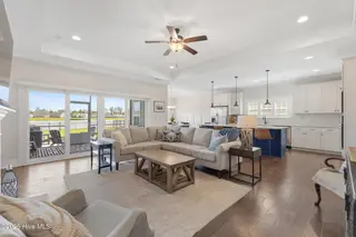 243 Hanover Lakes Drive, Wilmington, NC 28401 – photo 6: 12_501a9884