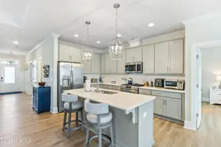 9006 Mango Bay Court NE, Leland, NC 28451 — 3-bedroom home in Compass Pointe, Leland, NC, photo 9 of 74: mls-IMG_3013