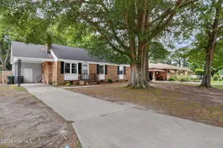 2208 Imperial Avenue E, Wilson, NC 27893 – photo 6: 2-web-or-mls-2208-imperial-ave-e-adam-be