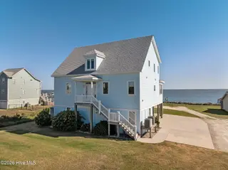 117 Sandfiddler Lane, Harkers Island, NC 28531 – photo 4: 1-web-or-mls-117 Sandfiddler Ln 001