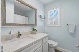 212 Oyster Lane, North Topsail Beach, NC 28460 – photo 17: 212 oyster ln _ Interior-Exterior 32