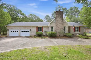 900 Crane Drive, New Bern, NC 28560 – photo 3: 1-web-or-mls-0C0A1315