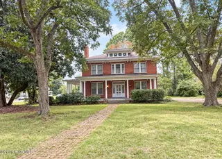 103 S Pender Street, Fremont, NC 27830 – photo 1: Main view