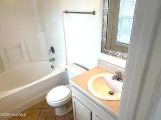 305 Comanche Trail, Havelock, NC 28532 – photo 18: MAIN BATH