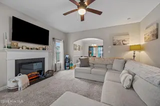 243 Breakwater Drive, Sneads Ferry, NC 28460 – photo 4: 1-web-or-mls-_RAD6145