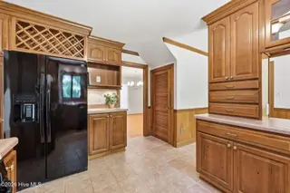 225 Churchill Drive, Greenville, NC 27858 – photo 19: 45-web-or-mls-IMG_9808_edit