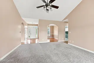 112 White Heron Lane, Swansboro, NC 28584 – photo 8: full living room