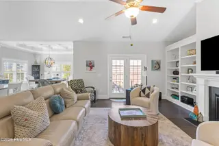 4149 Pine Hollow Drive, Wilmington, NC 28412 – photo 10: 011_4149_pine_hollow_drive-09_33