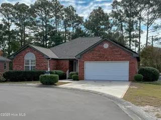 9402 Short Putt Court, Wilmington, NC 28412 — 3-bedroom home in Cypress Island, Wilmington, NC, photo 2 of 47: Open House Sat & Sunday