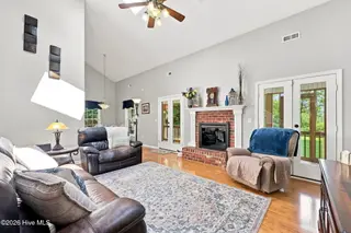 117 Woodridge Drive, Morehead City, NC 28557 – photo 11: 39-web-or-mls-117 Woodridge 066
