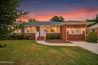 118 Rosewood Avenue, Elizabeth City, NC 27909 – photo 1: Twillight Front