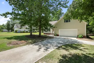 215 Oakmont Drive, Hampstead, NC 28443 – photo 4