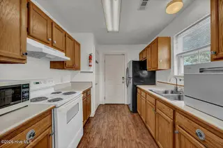 100 S 11th Street, Wilmington, NC 28401 – photo 11