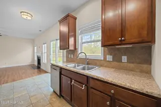 305 Inverness Drive, Hubert, NC 28539 – photo 13: 12-web-or-mls-305 Inverness Dr. 27