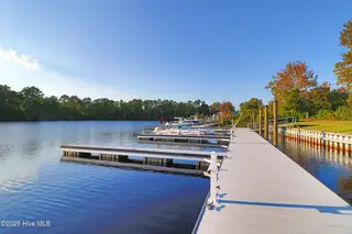 103 Shoreview Drive, New Bern, NC 28562 – photo 20: Community Marina