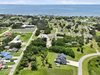 154 Westbay Circle, Harkers Island, NC 28531 – photo 15: 15-web-or-mls-154-Westbay-003_edit