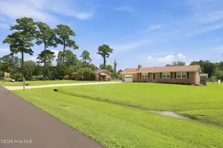 216 Dogwood Street, Havelock, NC 28532 – photo 11: 53-web-or-mls-IMG_0730
