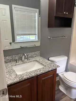 102 Dockside Drive, Jacksonville, NC 28546 – photo 19: master bath