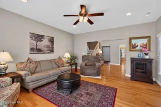 136 Golf Club Drive A, Elizabeth City, NC 27909 – photo 10: 9-web-or-mls-136-golf-club-dr-a