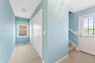118 Heverly Drive, Emerald Isle, NC 28594 – photo 24: First floor landing