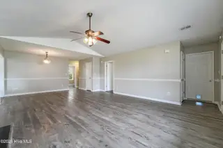 342 Palamino Trail, Jacksonville, NC 28546 – photo 11: Living Room