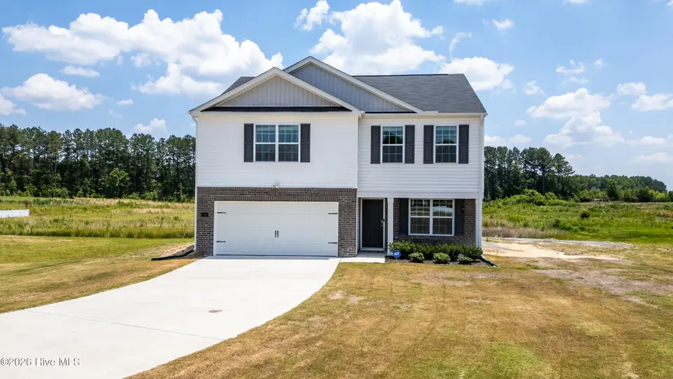 5656 Wellons Court, Wilson, NC 27893 – photo 1 of 44: 5656WellonsCt_14