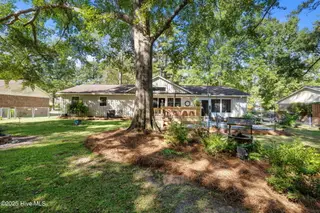 3013 Red Fox Road, Trent Woods, NC 28562 – photo 16: 17-web-or-mls-DSC_3818