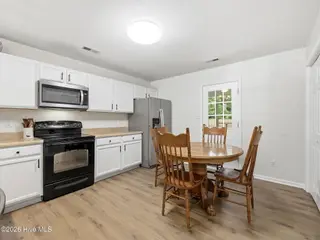 1404 Old Folkstone Road 7, Sneads Ferry, NC 28460 – photo 12: 15-web-or-mls-1404 Apt 7 Old Folkstone R