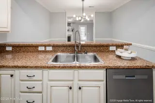 2324 Dovedale Drive B, Greenville, NC 27834 – photo 11: 20260209 MLS K_Holloman 2324 Dovedale Dr