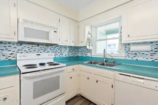 491 Ocean Boulevard W, Holden Beach, NC 28462 – photo 12: 491 Ocean Blvd W