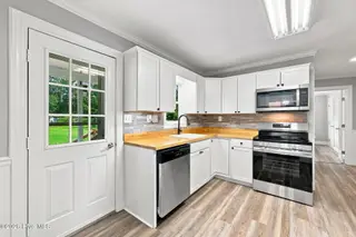 185 Saints Delight Church Road, New Bern, NC 28560 – photo 6: Kitchen