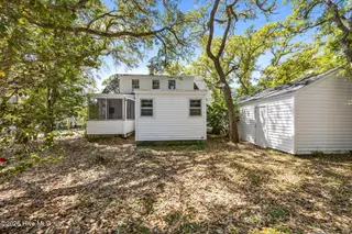2205 Front Street, Beaufort, NC 28516 – photo 9: 9-web-or-mls-2205 Front St 009