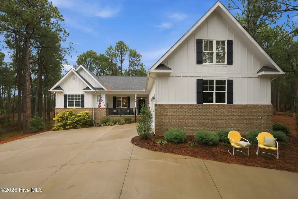512 Longleaf Drive, West End, NC 27376 – photo 1 of 34: 1-web-or-mls-IMG_9002 - Copy
