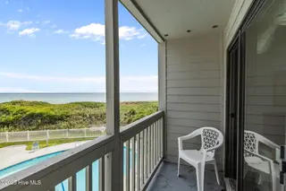 2111 W Ft Macon Road 251, Atlantic Beach, NC 28512 – photo 8: 9-web-or-mls-1S3A8254