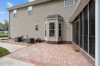 403 Country Club Drive, Jacksonville, NC 28546 – photo 11: 11-web-or-mls-09