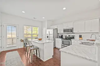 1242 Charleston Common Drive, Leland, NC 28451 – photo 15: 26-web-or-mls-DSC09345