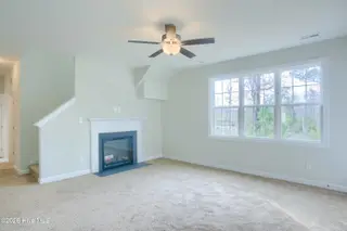 202 Broadleaf Drive, Jacksonville, NC 28546 – photo 8: Living Area