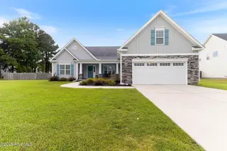 1004 Lendy Drive, Greenville, NC 27858 – photo 2: 1-web-or-mls-IMG_8445