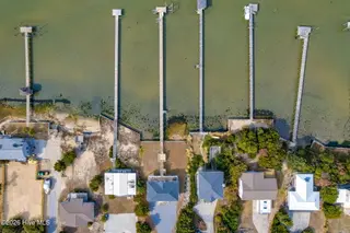 1810 Emerald Drive, Emerald Isle, NC 28594 – photo 17: 74-web-or-mls-chadwick-visuals-1810-Emer
