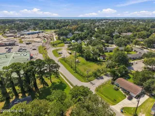 151 N Highway 101, Beaufort, NC 28516 – photo 4: 9-web-or-mls-DJI_20260918121458_0193_D