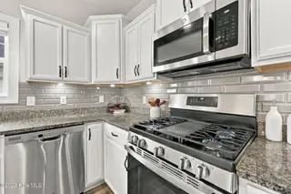 314 Wood House Drive, Jacksonville, NC 28546 – photo 11: 16-web-or-mls-IMG_2727