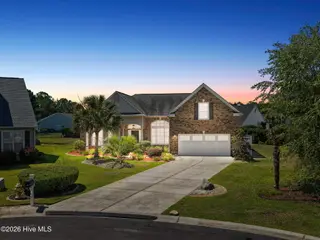 693 Donmovin Court NW, Calabash, NC 28467 — 4-bedroom home in Meadowlands, Calabash, NC, photo 3 of 59
